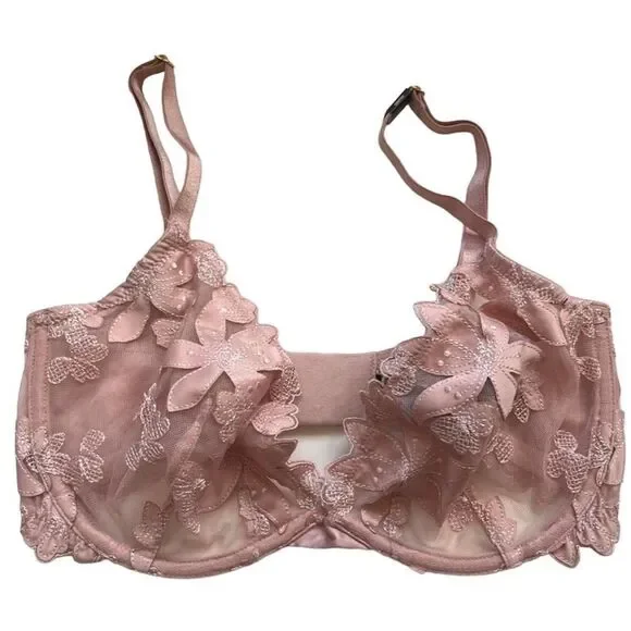 Victoria’s Secret Very Sexy Luxe Plunge Demi Floral Lace Bra Size 32C